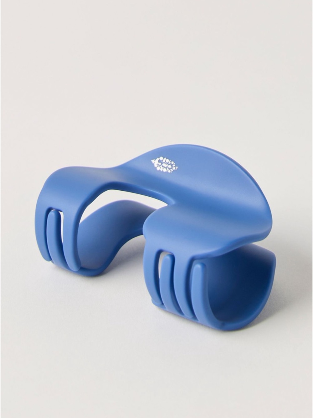 FP Movement Challenger Claw Hair Clip in Light Cobalt Blue One Clip One Size NWT